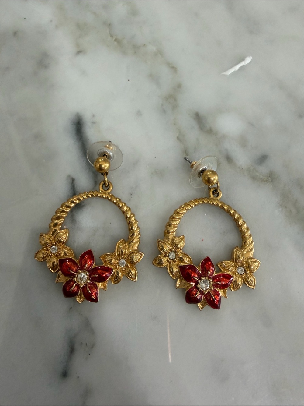 Vintage Avon Red Enamel Flower Hoop Earrings
